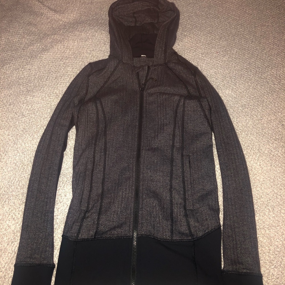 Grey/Black Lululemon Herringbone Pattern Zip Up